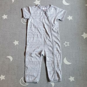 Hanna Andersson Romper 90 (3T)